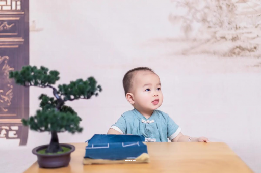 广饶宝宝喊肚子疼怎么回事